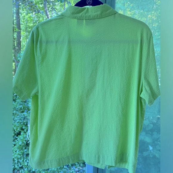 Mountain Lake PXL Chartreuse Seersucker s/s button front collared women’s shirt - Picture 8 of 10